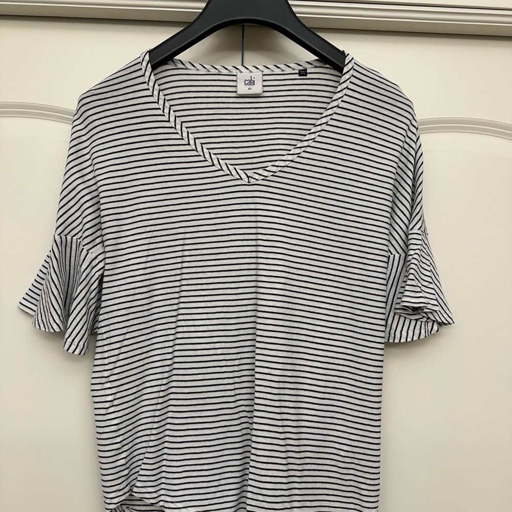 CAbi Cabi White/Black striped Skipper Tee. Style# 5558